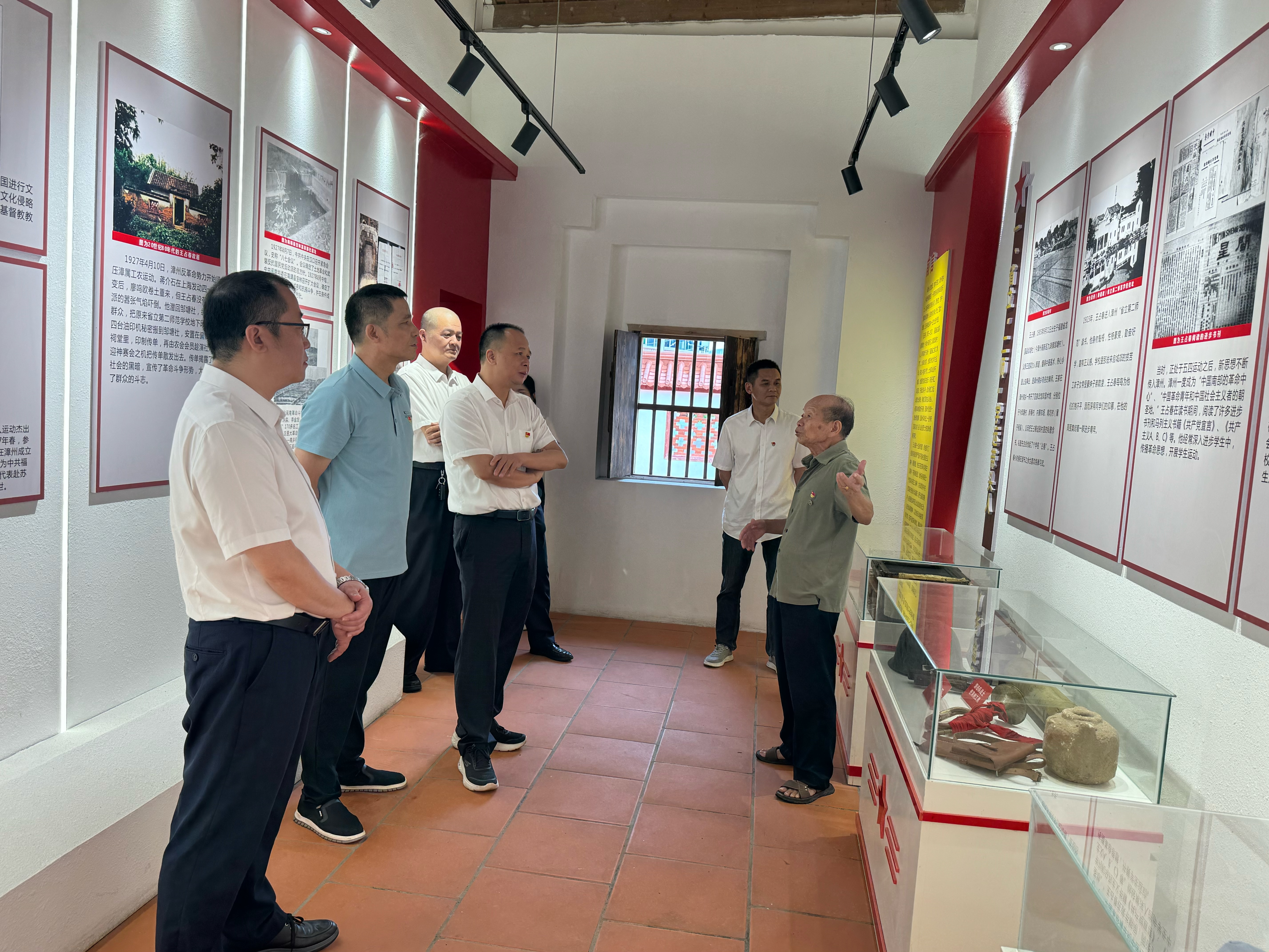 172500487872561.jpg 1e03ef2414fb3840cf9766996940306.jpg